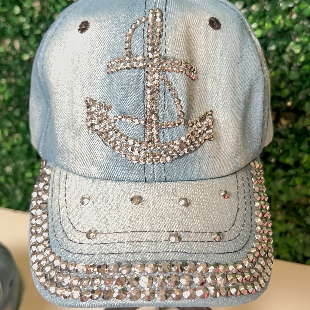 JEAN CAP WITH RHINESTONE ANCOR